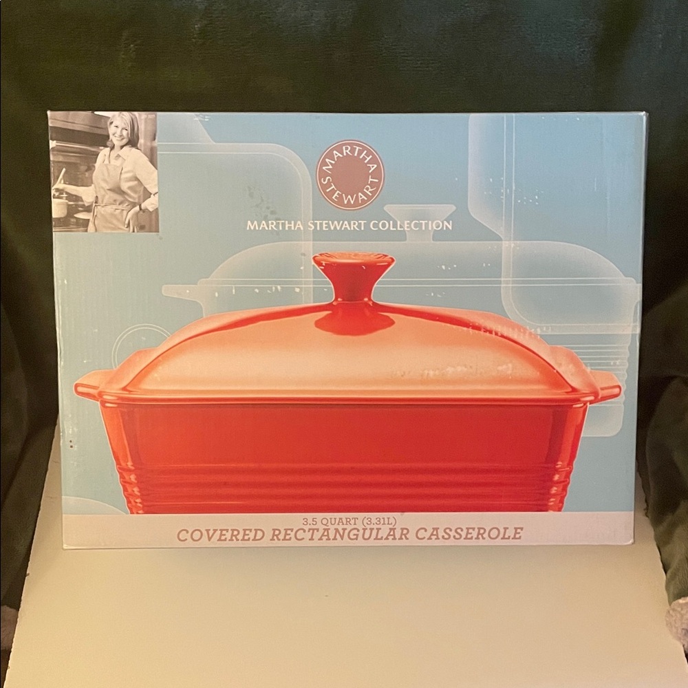 Martha Stewart Collection 3.5 Quart Red Rectangular ceramic Casserole